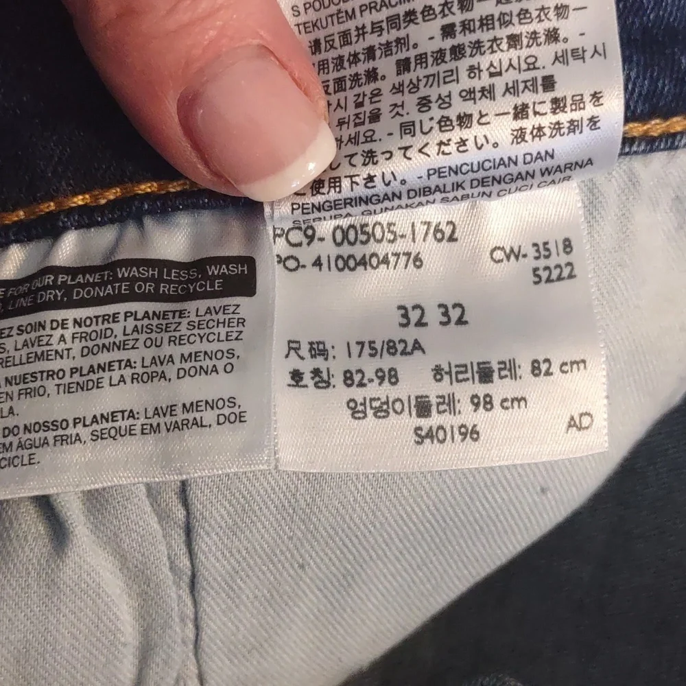Levi's 505 regular mens sits at waist Jeans 32 straight leg extra thigh room New - Picture 8 of 9